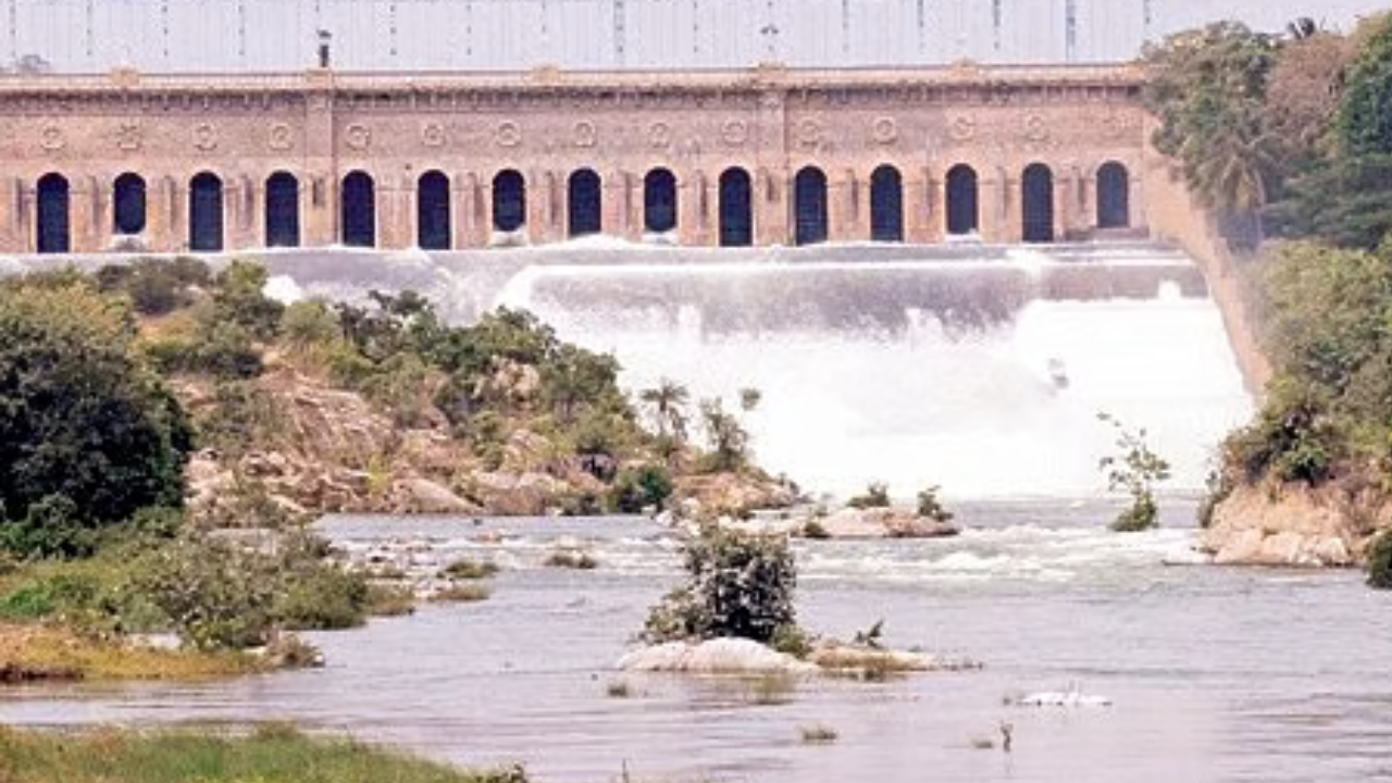 Karnataka Releases Cauvery Water to Tamil Nadu