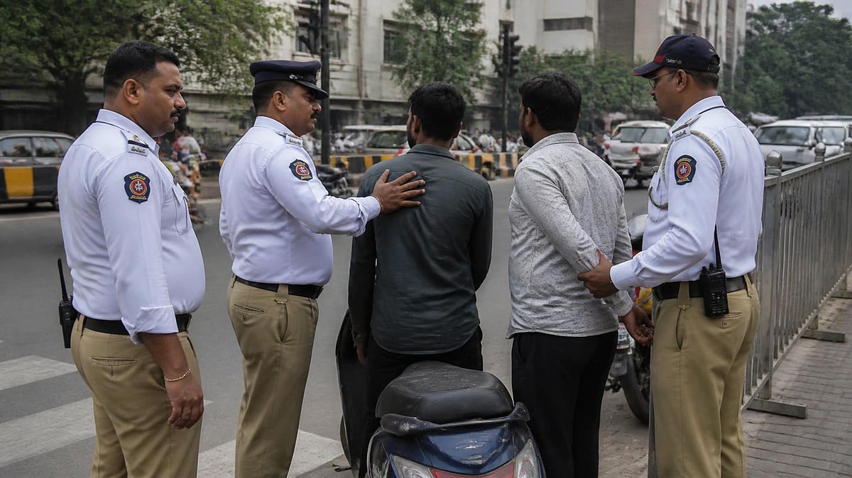 Pune Traffic Police Arrest 2 in ₹93 Lakh Cyber Fraud Case