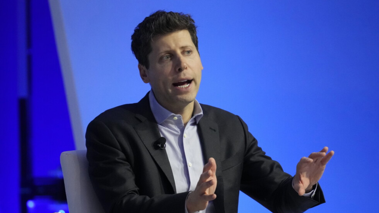 Sam Altman Shares Peter Thiel's Investing Advice