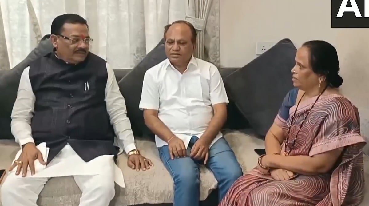 Shiv Sena's Sanjay Shirsat Meets CJP Founder's Parents
