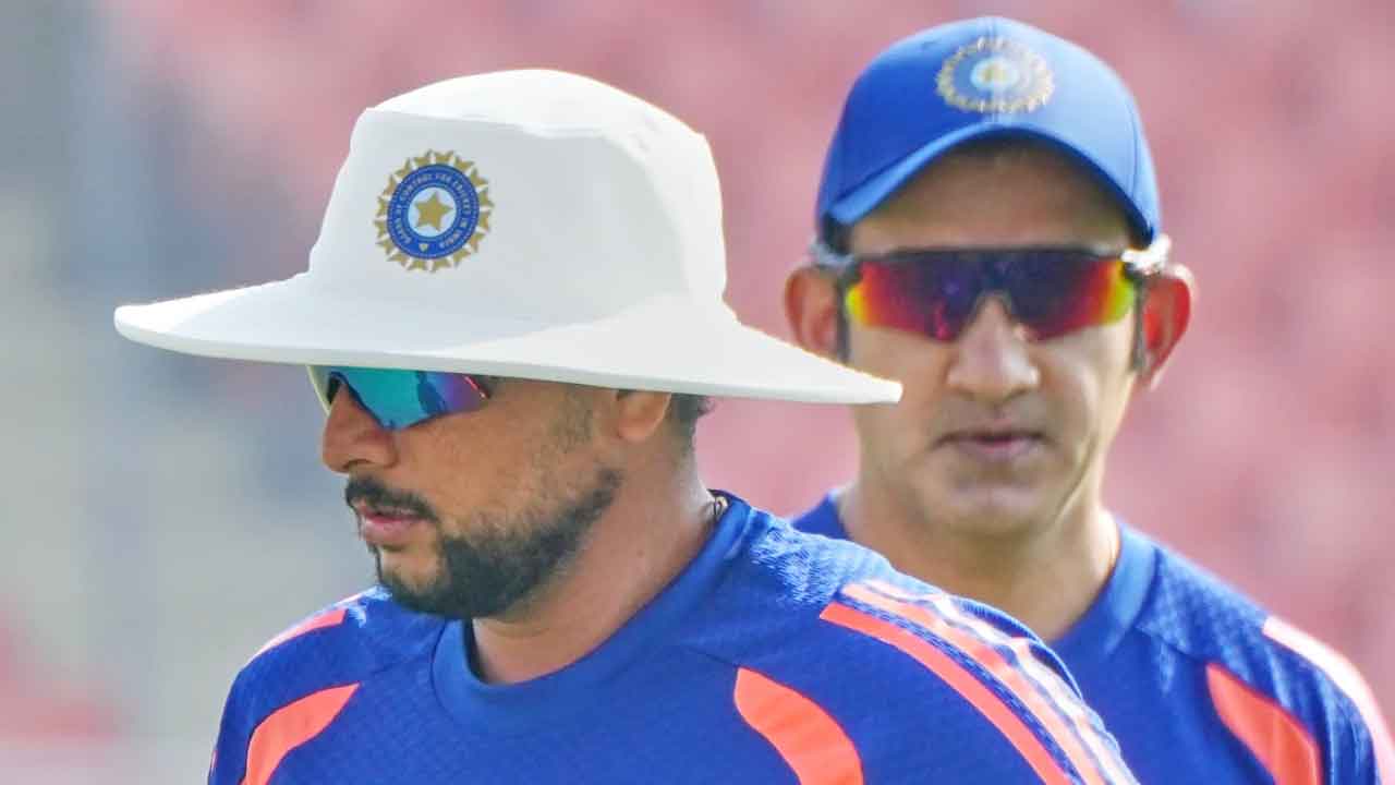 Gautam Gambhir Advises Kuldeep Yadav on Wickets