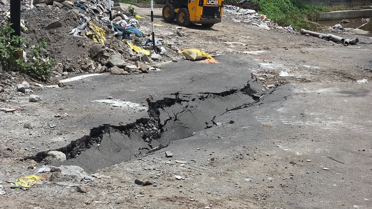 Pimpri-Chinchwad Road Collapses After Rains