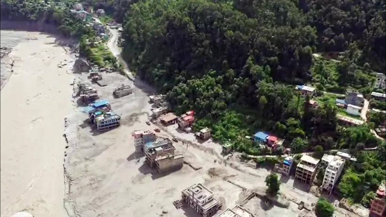 Andhra Pilgrims Escape Nepal Floods