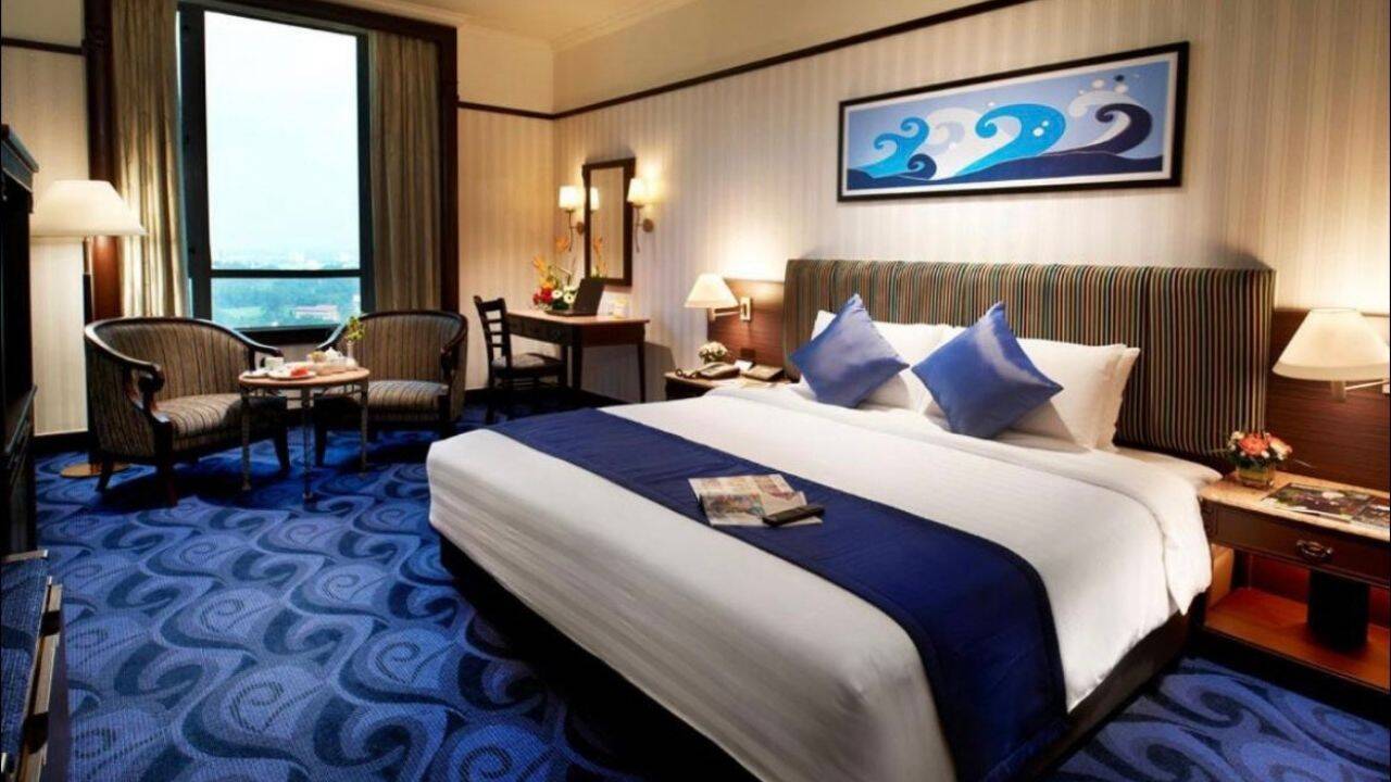 Hotel Bed Runners Serve Multiple Purposes