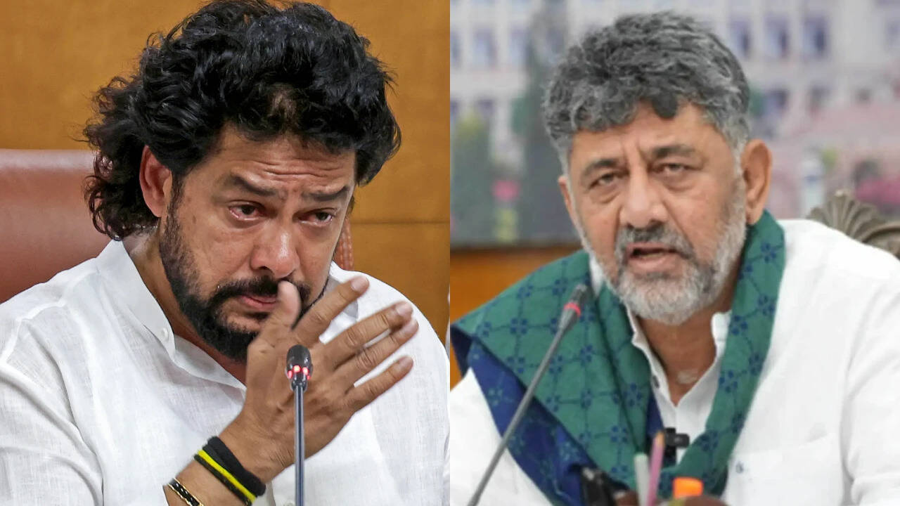Karnataka Minister Nagendra Resigns Amid Scam Allegations