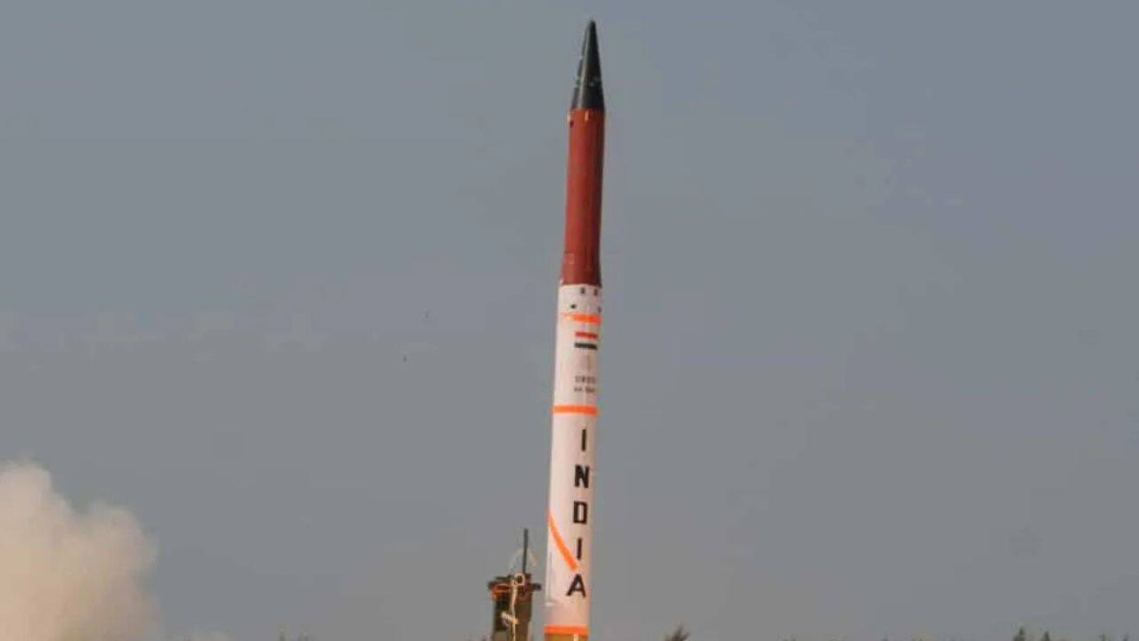 India Test-Fires 4,000km Range Agni-4 Missile