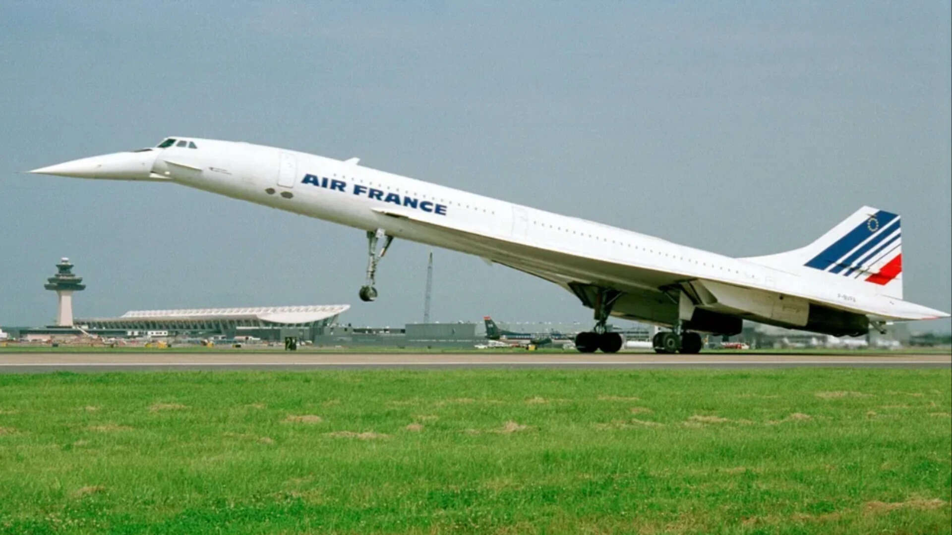 Supersonic Jet Reaches Edge of Space