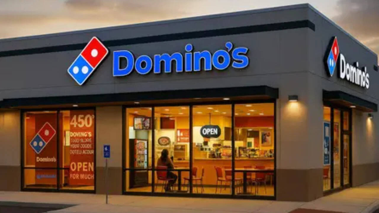 Maharashtra FDA Suspends 4 Domino's Pizza Outlets