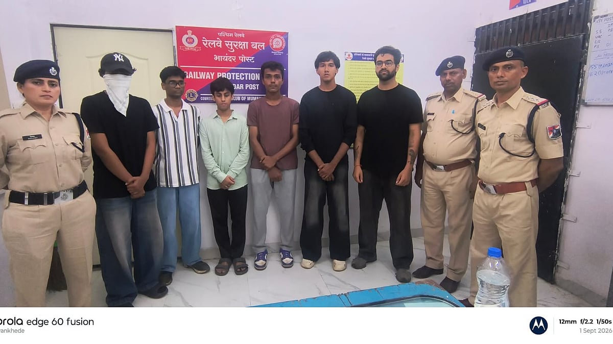 RPF Books Six for Bhayandar Railway Bridge Stunts