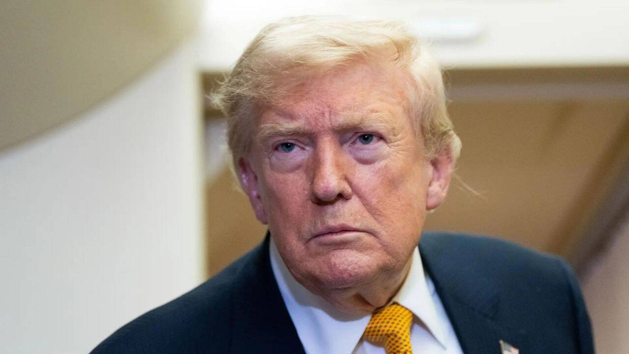 Trump Warns Iran of Missile Attack