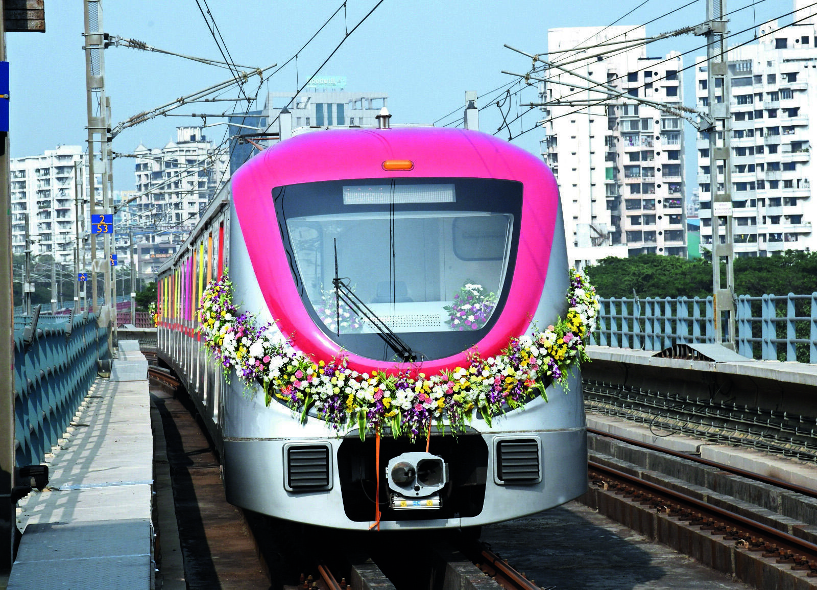 Navi Mumbai Metro Disrupted 20 Minutes