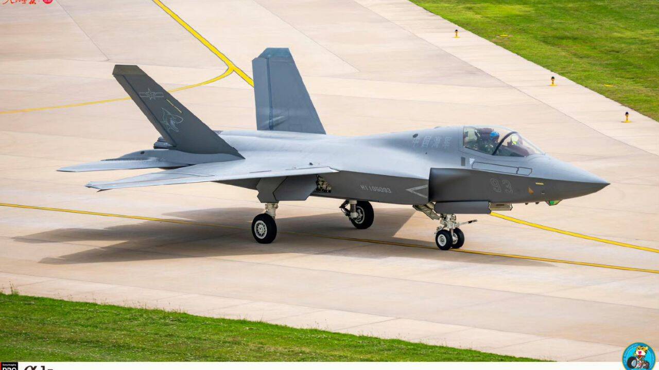 China Delays J-35 Stealth Fighter Export to Pakistan
