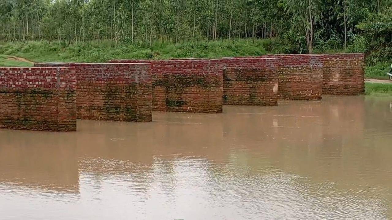40 UP Villages Build Own Bridge