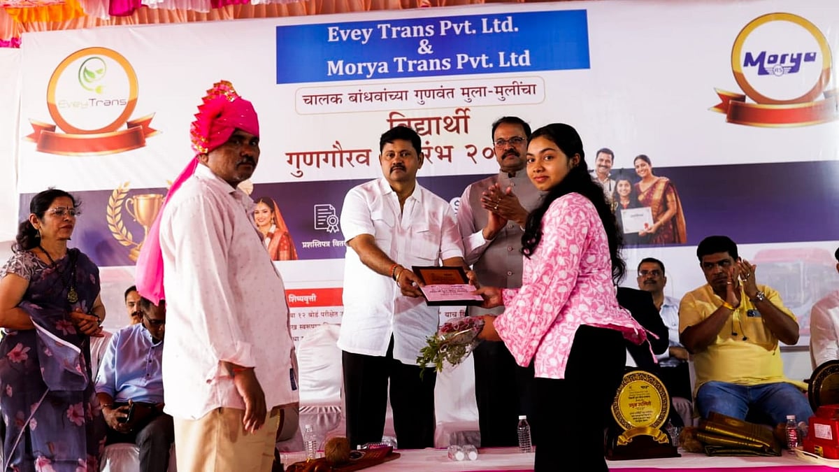 BEST Honours Meritorious Kids of Bus Drivers