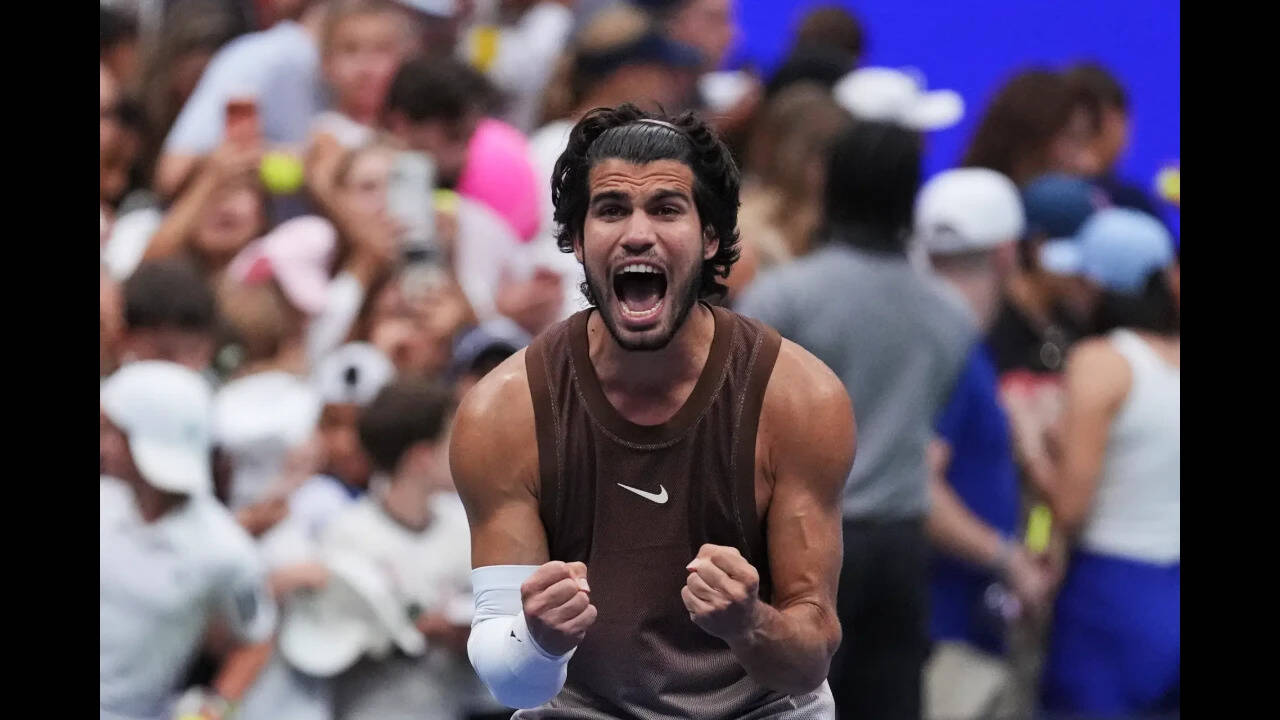 Alcaraz Wins US Open Opener
