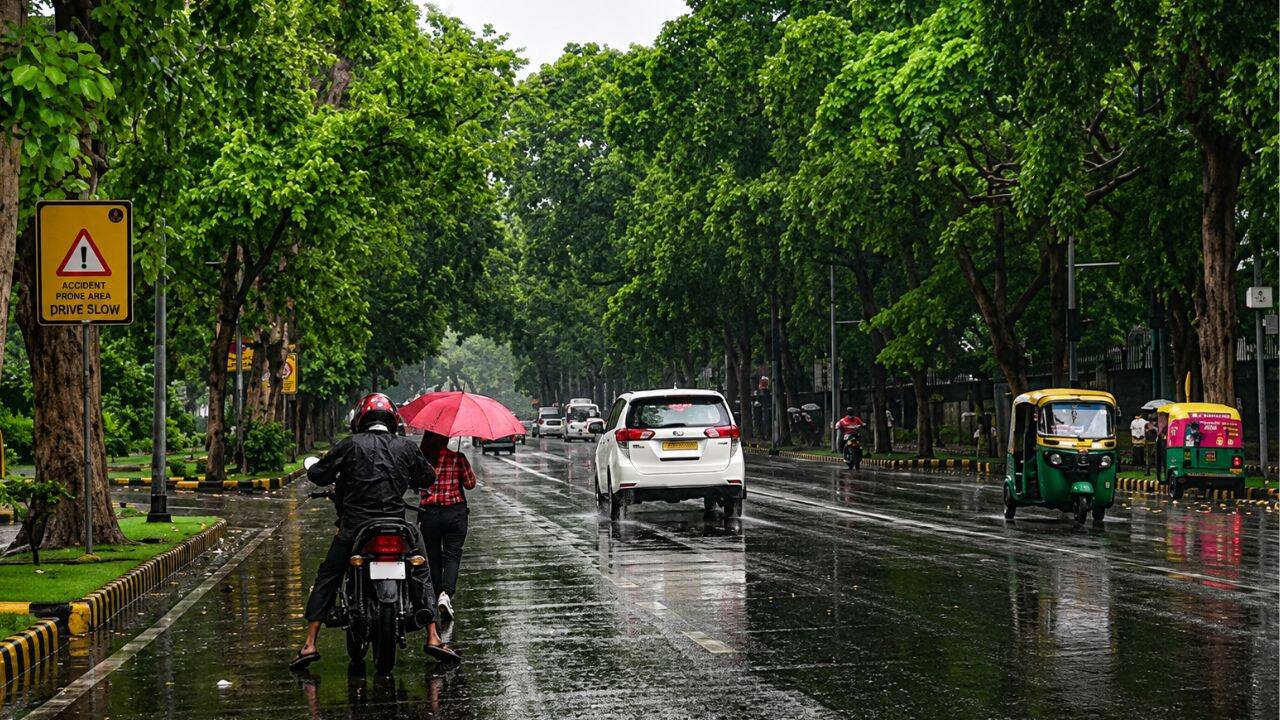 Delhi Hit by Heavy Rain, Orange Alert Issued