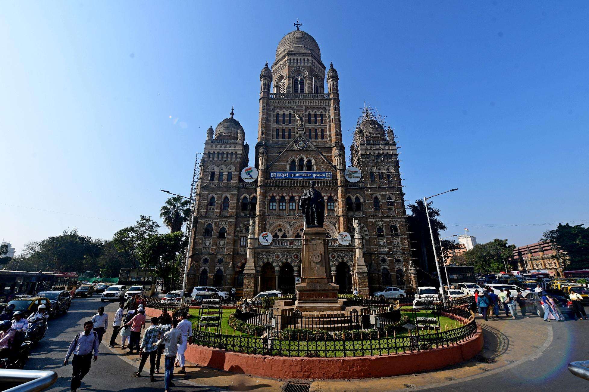 BMC to Give Tablets to 237 Corporators