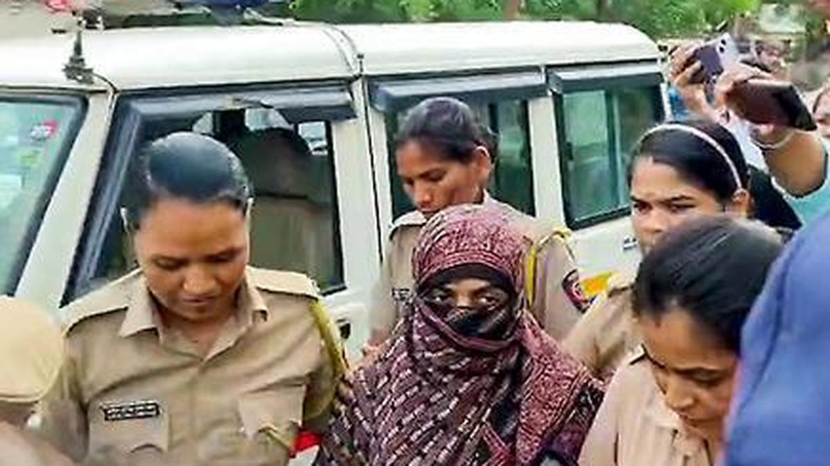 Court Grants Bail to Pregnant TCS Staffer Nida Khan