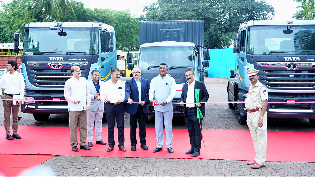 Maharashtra Unveils 55-Tonne Electric Trucks