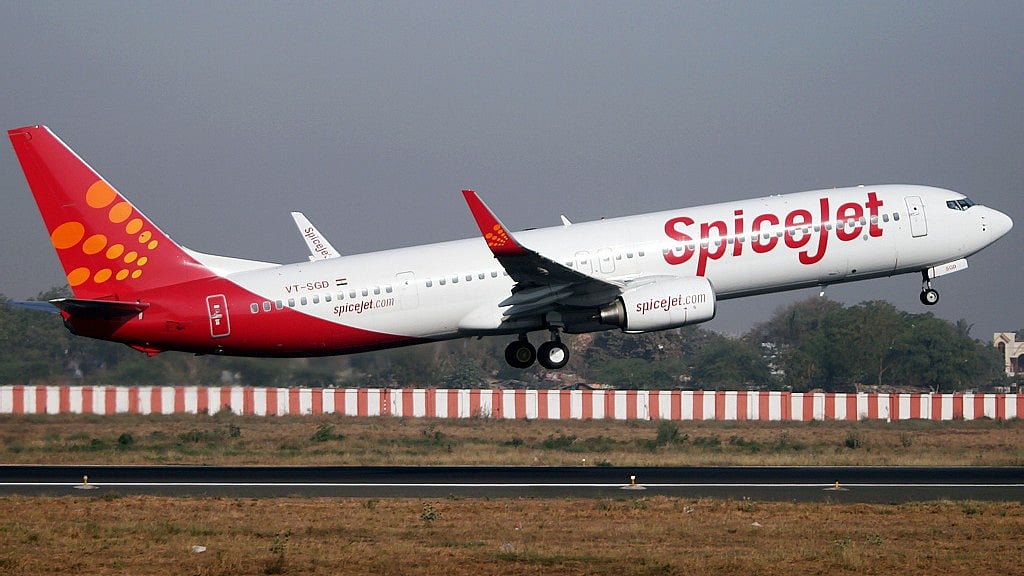 SpiceJet Fined ₹1 Lakh For Deceptive Booking Tactics