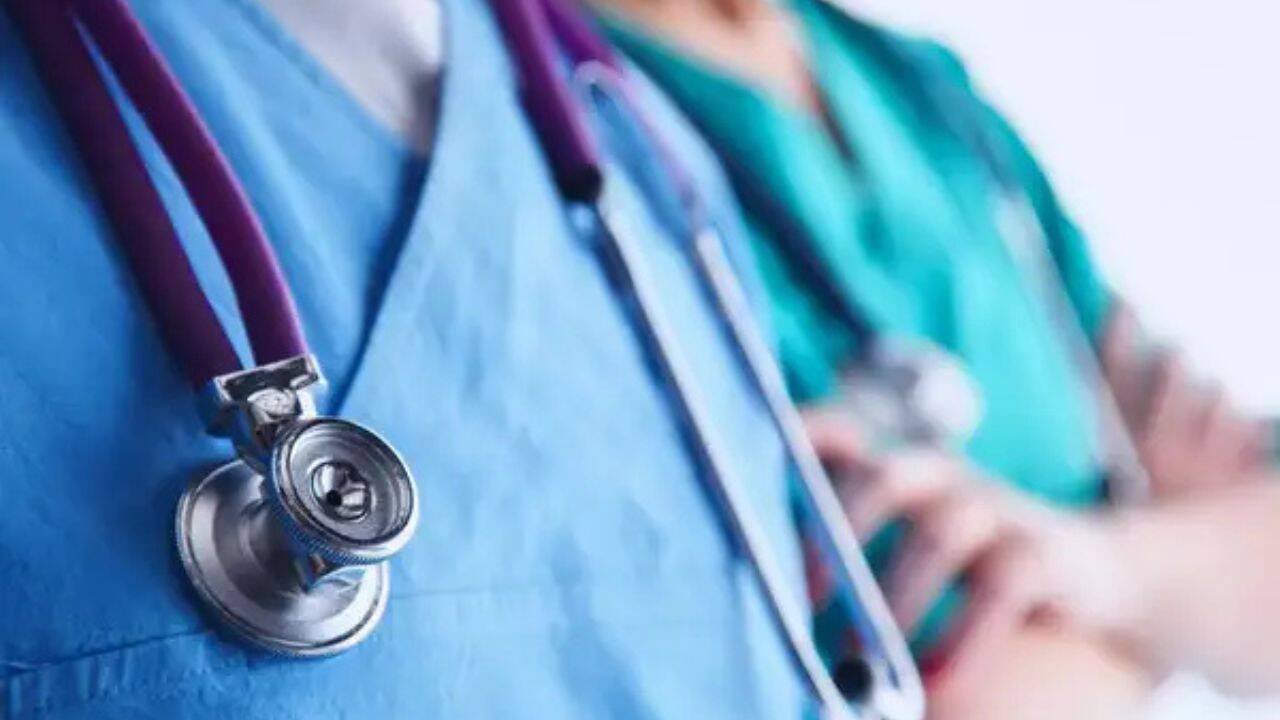 44,400 Doctors Registered, 24,000 Missing