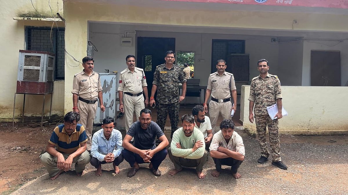 21 Arrested in Shivpuri Liquor Shop Vandalism
