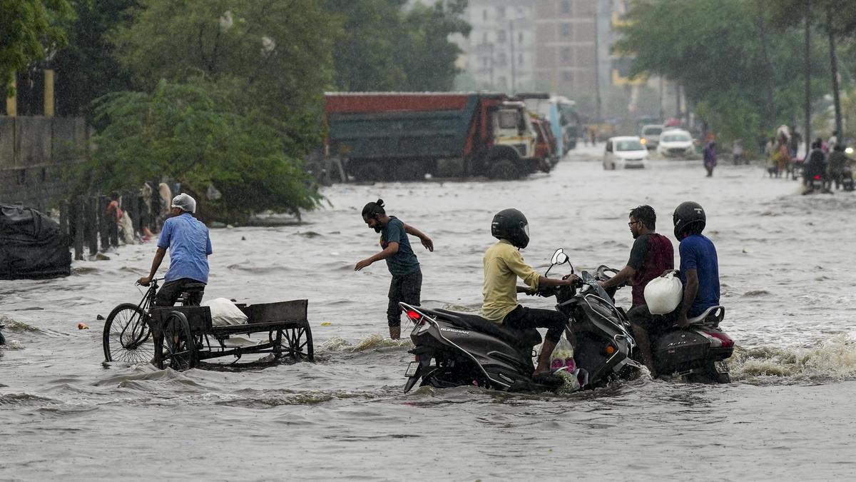Monsoon Kills 3 in Thane, 800 Evacuated