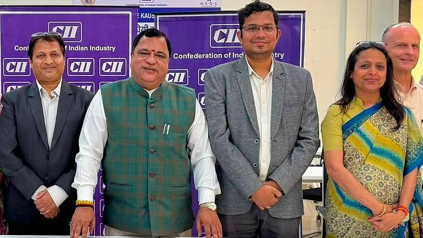 Goa Minister Visits Mumbai Training Institute