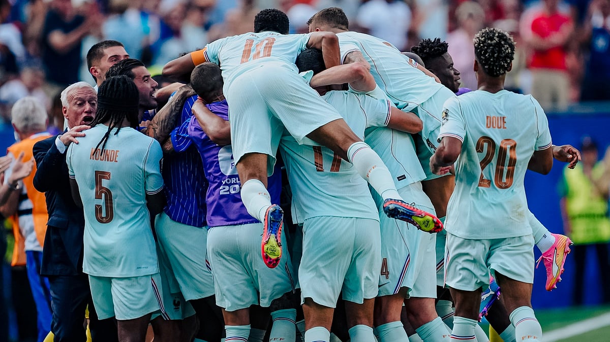 France Reaches World Cup Semi-Finals