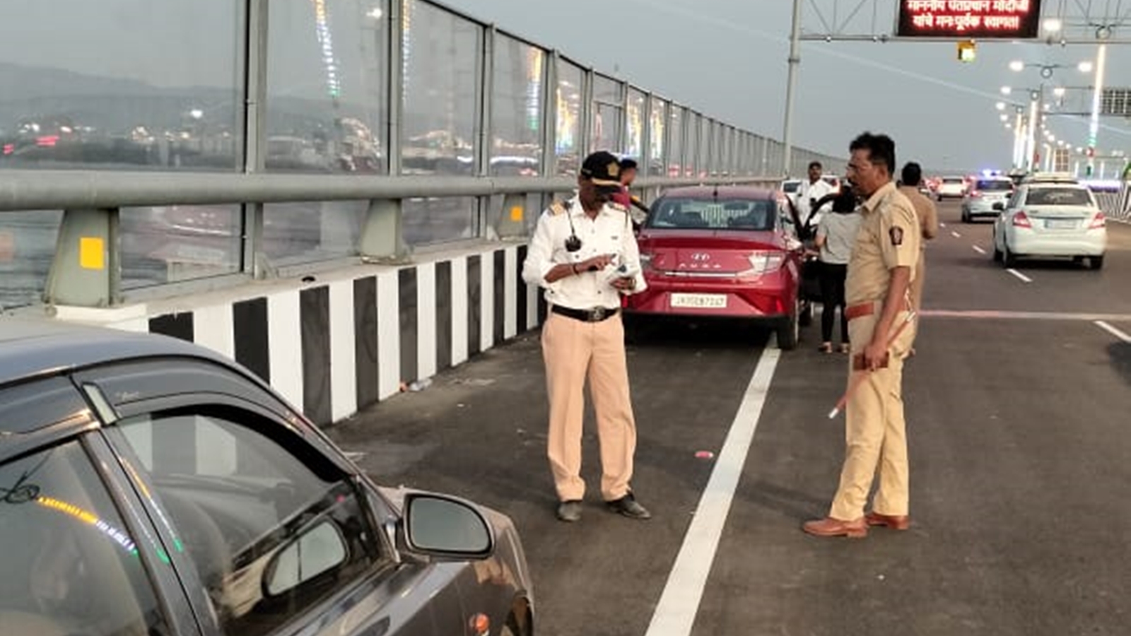 Mumbai Traffic Constable Transferred After Pushing Cyclist