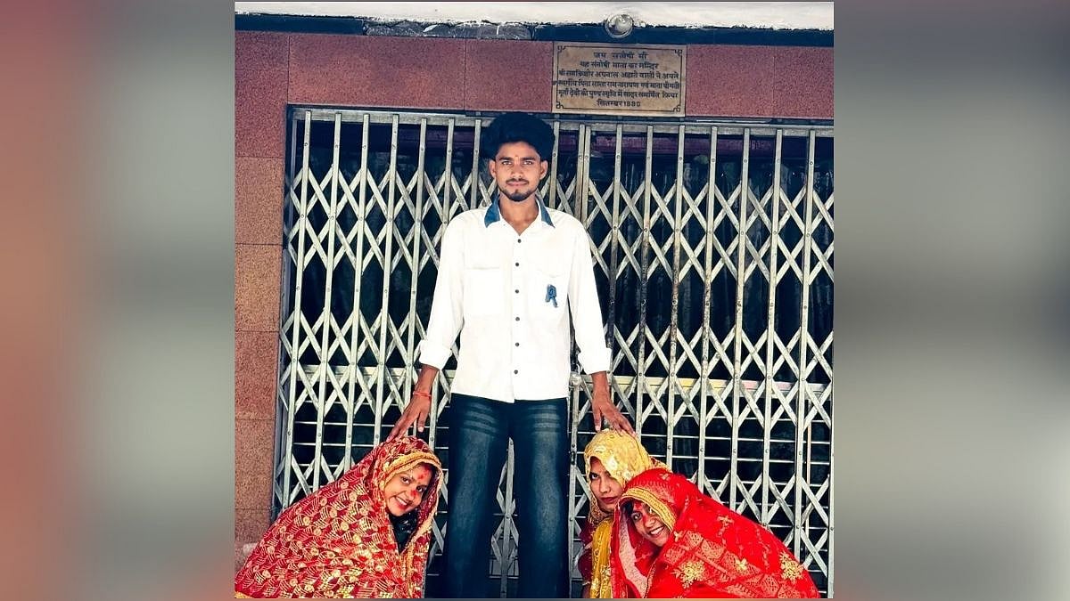 3 Sisters Marry 1 Man in Amroha Temple Wedding