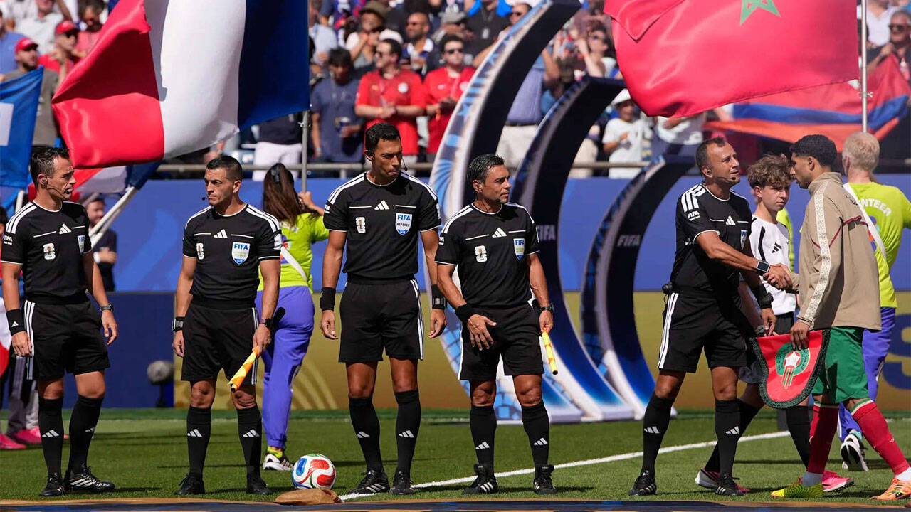 France Beats Morocco 2-0