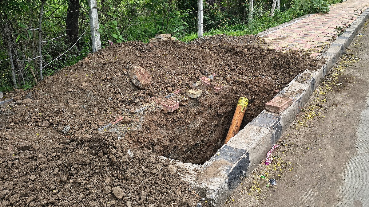 GAIL Pipeline Trenches Left Open In Sehore, MP