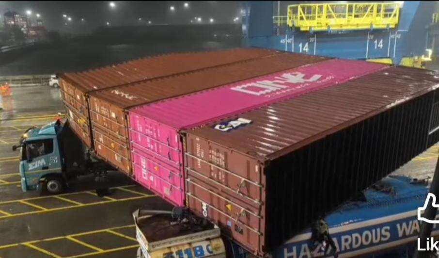 Trucks Crushed by Containers at JNPA