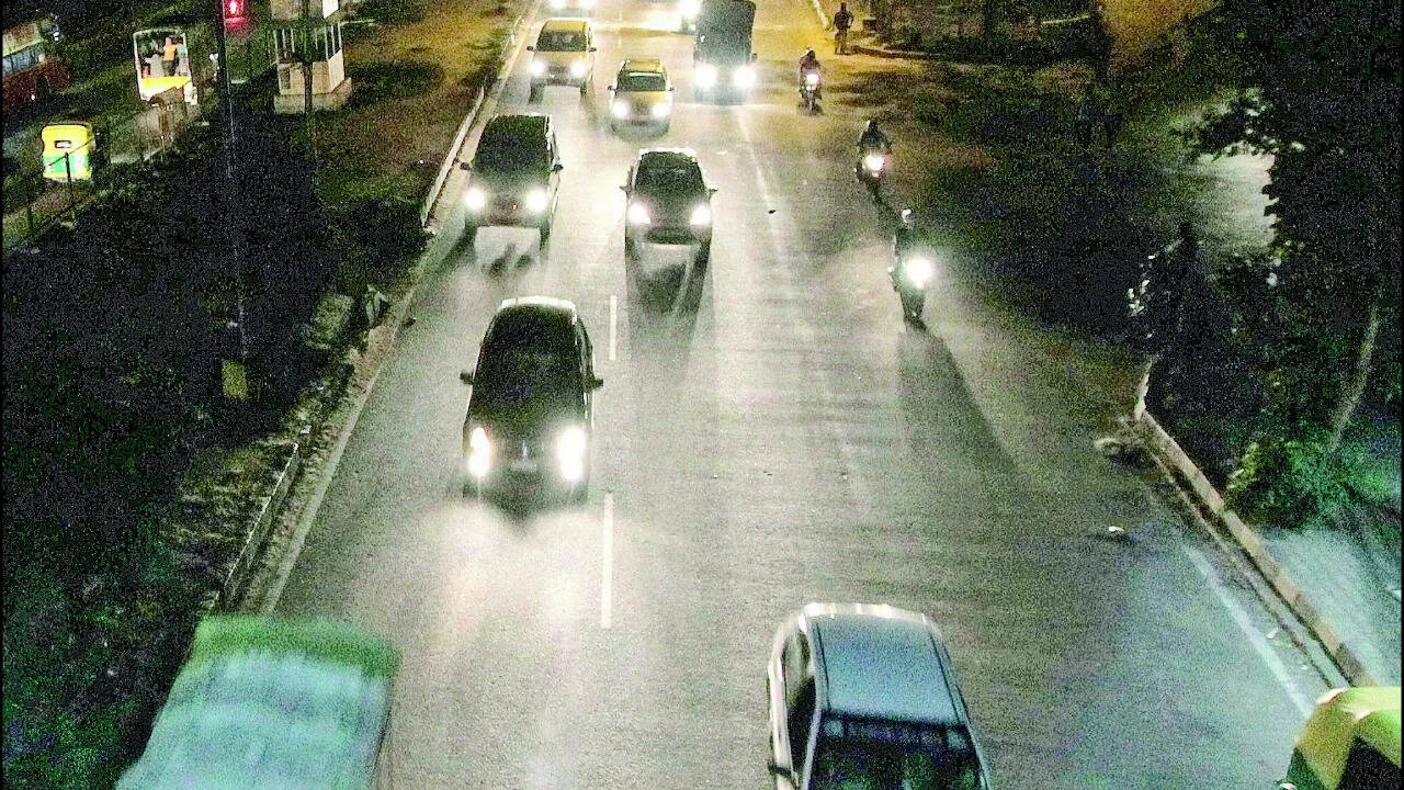 Govt Tightens Vehicle Lighting Rules