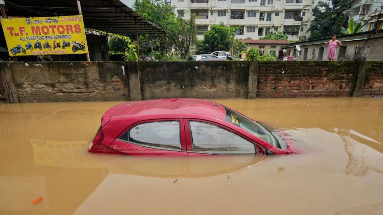Electric Cars Handle Floods Better Than Petrol Ones