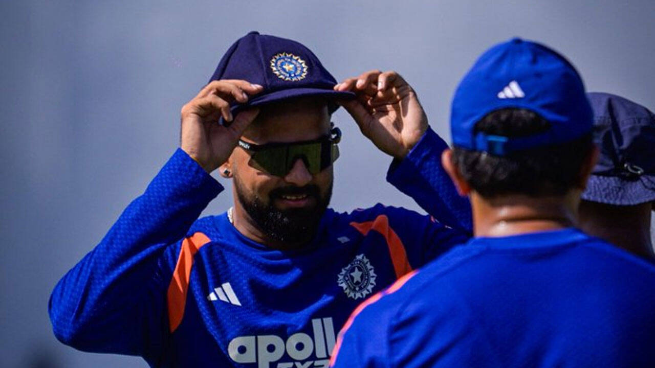 Saransh Jain Makes India Test Debut