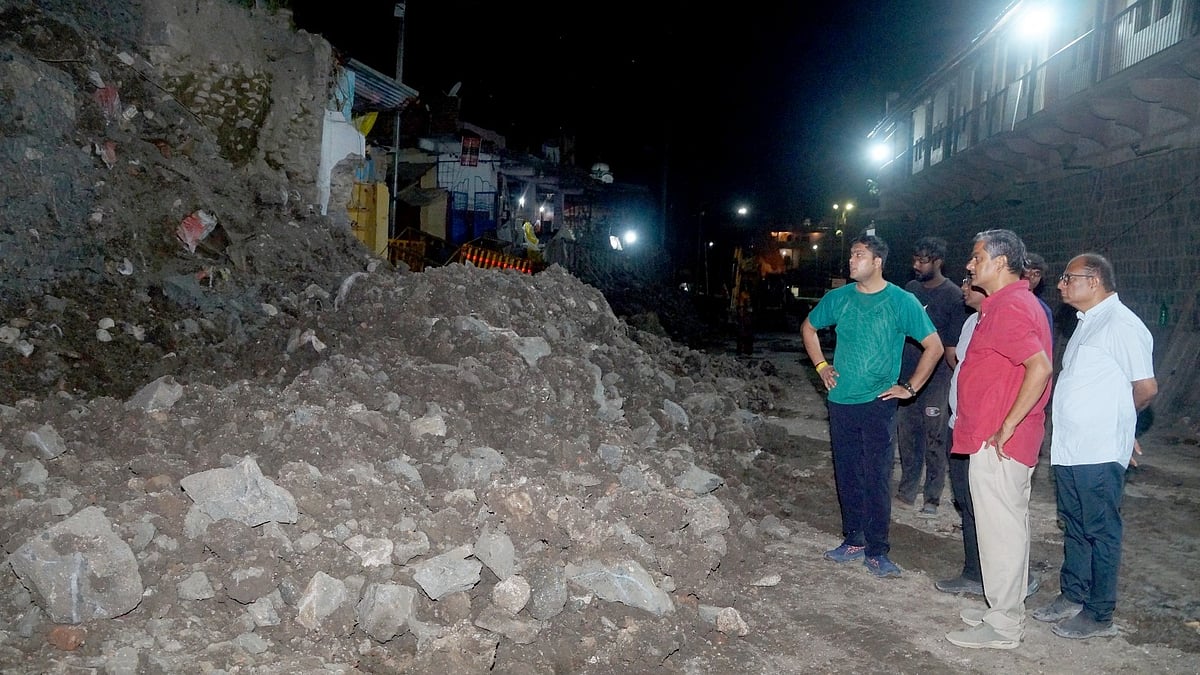 UMC Commissioner Orders Completion of Road Projects Before Mahakal Sawari