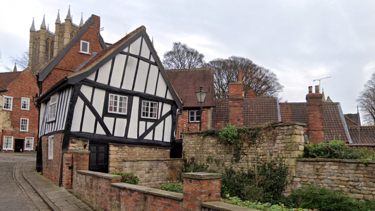 Lincoln's Wonky House Saved from Demolition