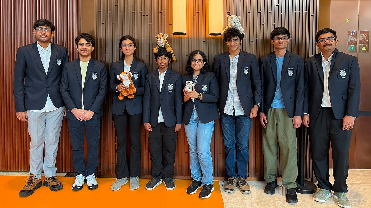 India Wins 2 Gold, 4 Silver Medals at Math Olympiad