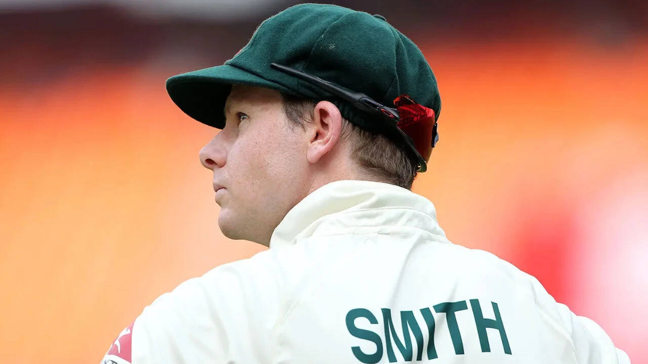 Steve Smith Equals Joe Root's Catch Record