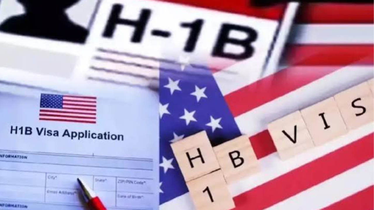 US Court Halts Rule Ending H-1B Spouse Work Permits