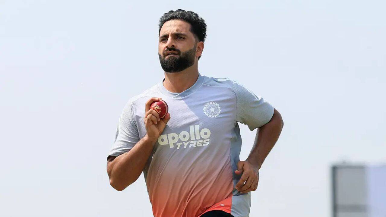 Auqib Nabi Replaces Bumrah in Test Squad