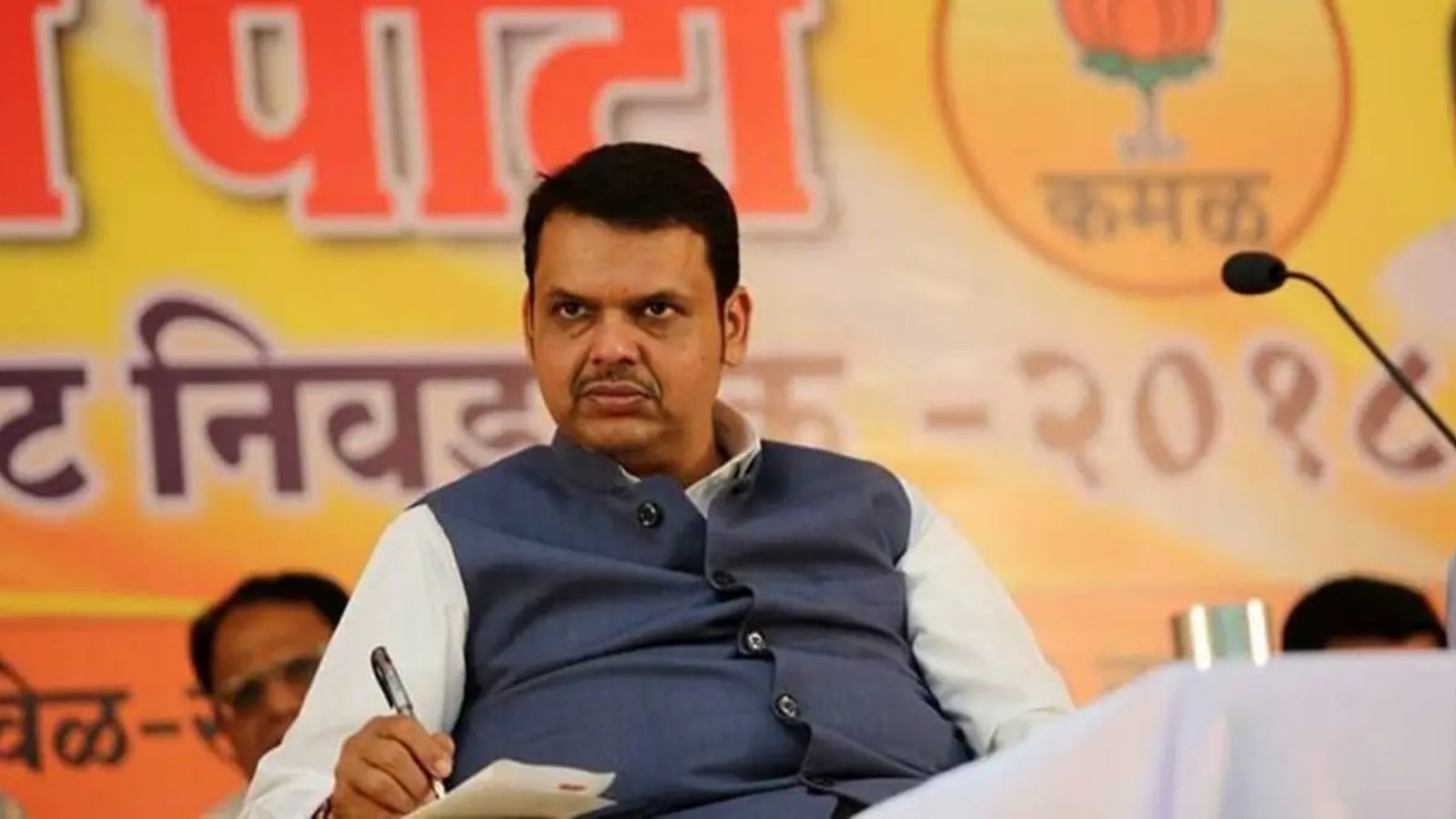 Fadnavis Orders SIT Probe Into Health Scheme Irregularities