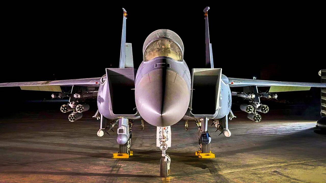 Saudi Arabia Buys 20,000 Laser Guided Rockets