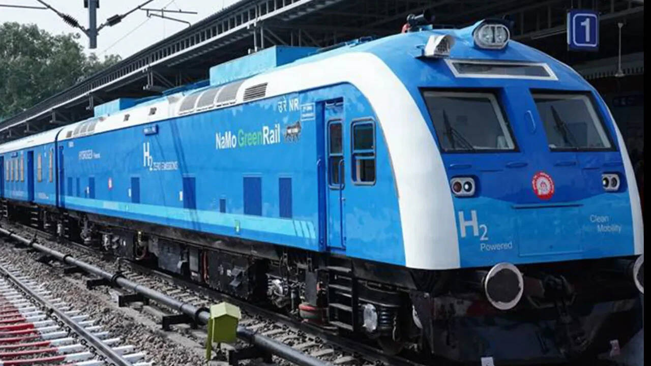India's Hydrogen Train Saves 3200 Litres Diesel
