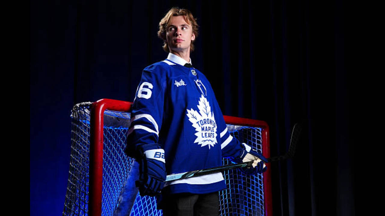 Maple Leafs Prospect Trains with NHL Young Talent
