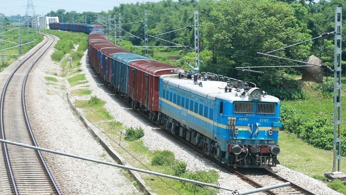 NFR Unloads 1052 Freight Rakes in July