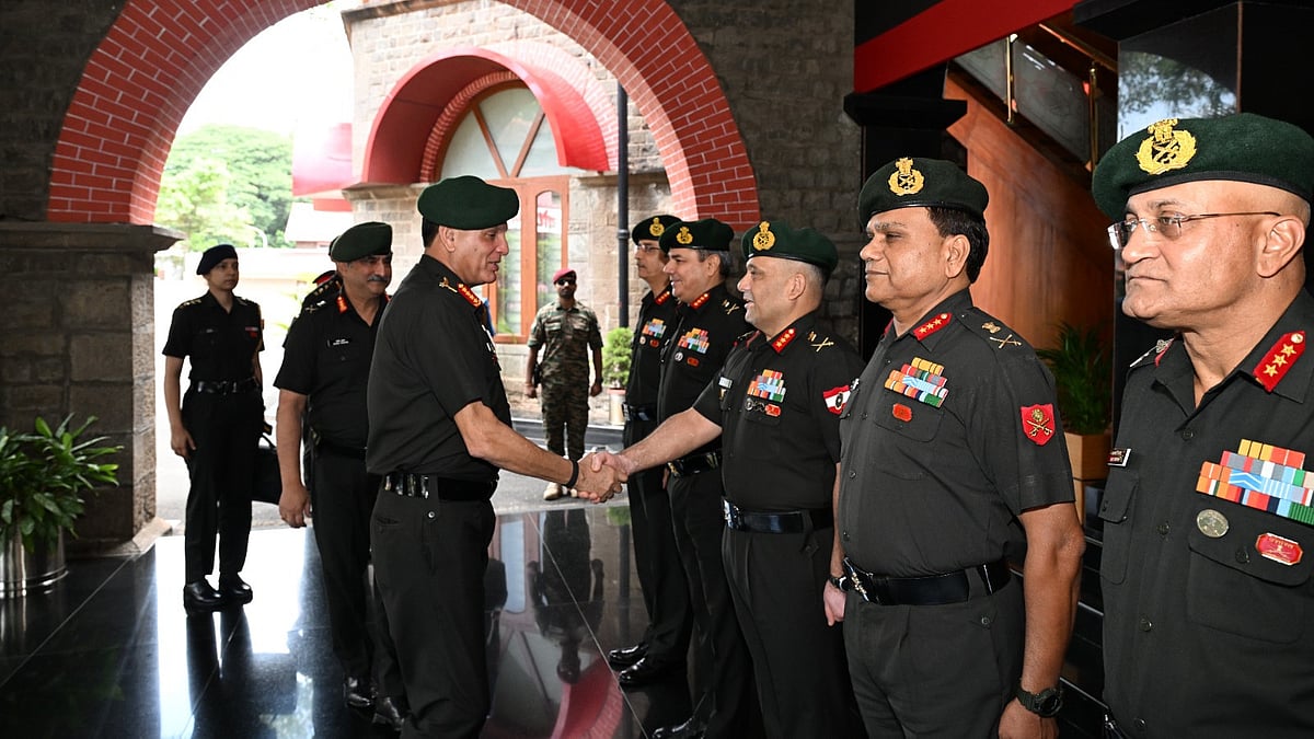 COAS Reviews Operational Preparedness At Southern Command