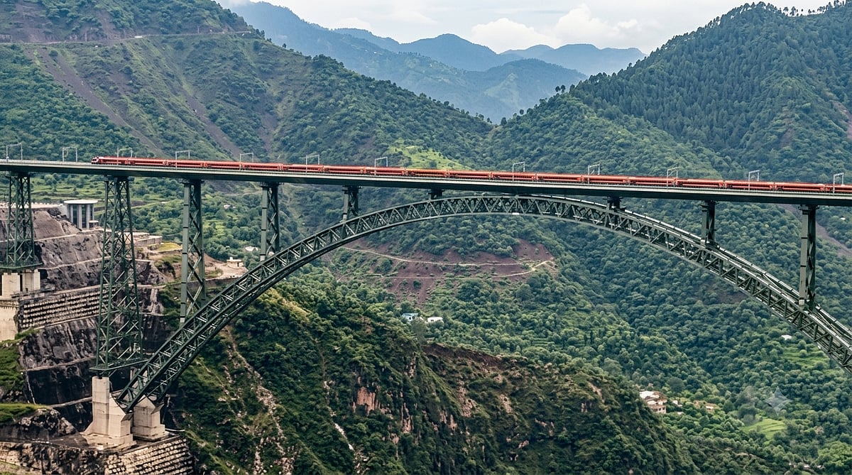 Vande Bharat Reaches 100 Kmph On World's Highest Chenab Bridge